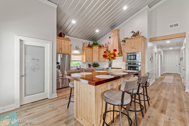 5004 Oak Street, Bay Saint Louis, MS 39520