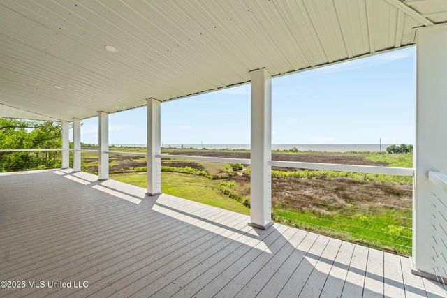 5004 Oak Street, Bay Saint Louis, MS 39520