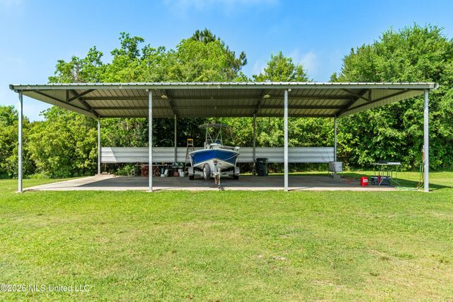 5004 Oak Street, Bay Saint Louis, MS 39520