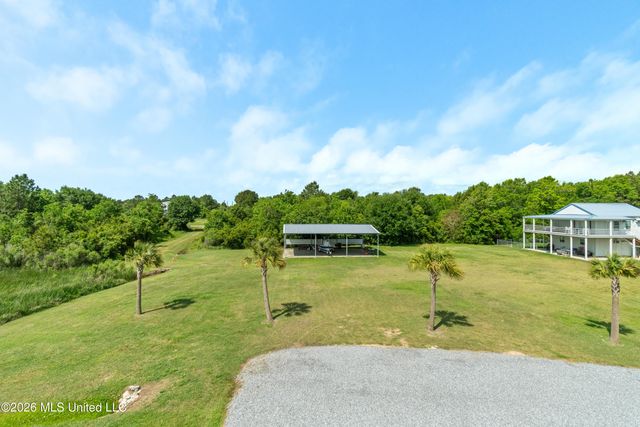 5004 Oak Street, Bay Saint Louis, MS 39520