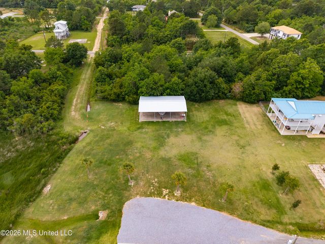 5004 Oak Street, Bay Saint Louis, MS 39520