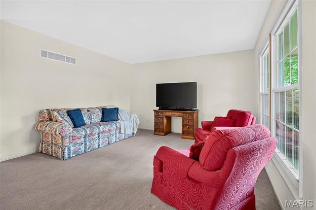 3004 Arrow Rock Drive, St Charles, MO 63303