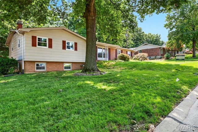 3004 Arrow Rock Drive, St Charles, MO 63303