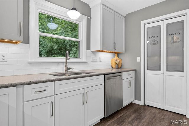 3004 Arrow Rock Drive, St Charles, MO 63303