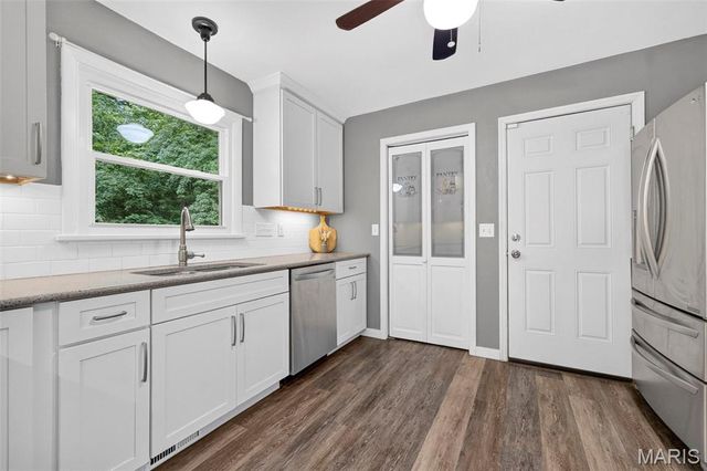 3004 Arrow Rock Drive, St Charles, MO 63303