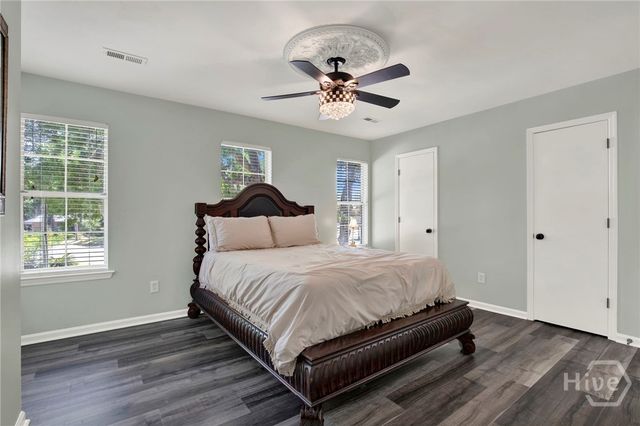 502 Pointe South Drive, Savannah, GA 31410