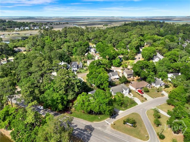 502 Pointe South Drive, Savannah, GA 31410