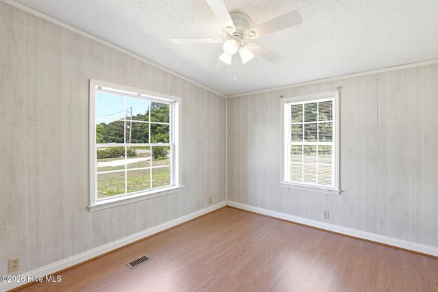3014 Boones Neck Road SW, Supply, NC 28462