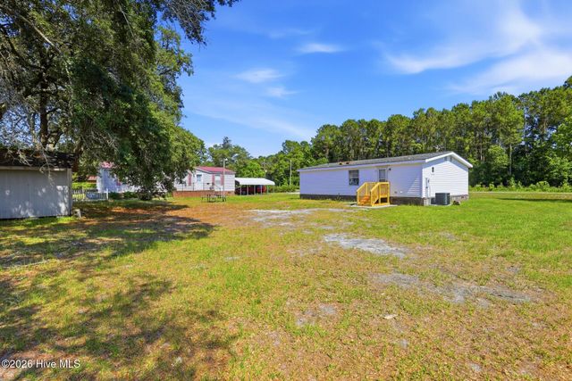 3014 Boones Neck Road SW, Supply, NC 28462