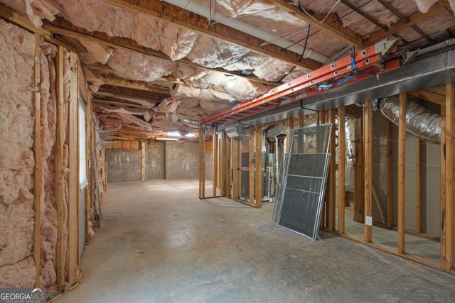 5250 Amberton Court, Powder Springs, GA 30127