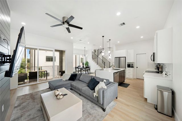 3010 Delano Street, Houston, TX 77004