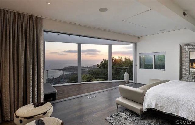 465 Panorama Drive, Laguna Beach, CA 92651