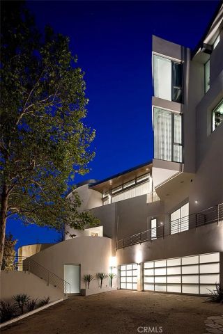 465 Panorama Drive, Laguna Beach, CA 92651