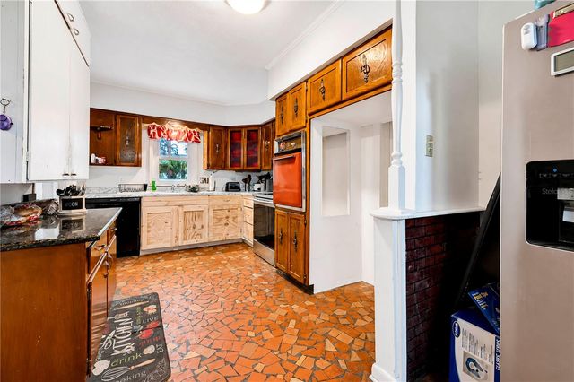 715 AVENUE B SW, Winter Haven, FL 33880