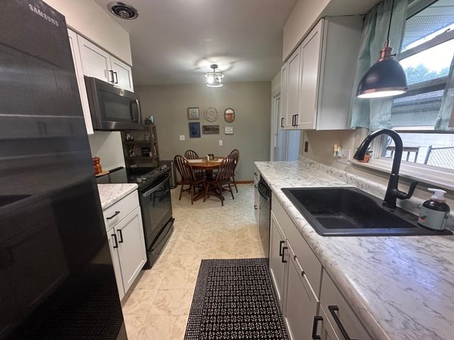 3929 5th Street NW, Rochester, MN 55901