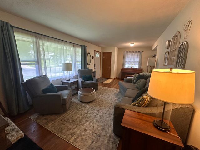 3929 5th Street NW, Rochester, MN 55901