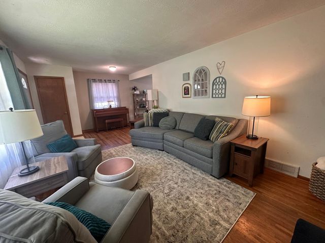 3929 5th Street NW, Rochester, MN 55901