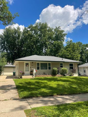 3929 5th Street NW, Rochester, MN 55901