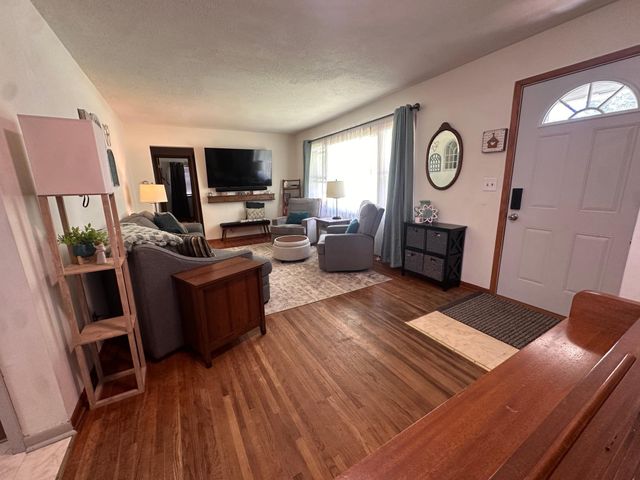 3929 5th Street NW, Rochester, MN 55901