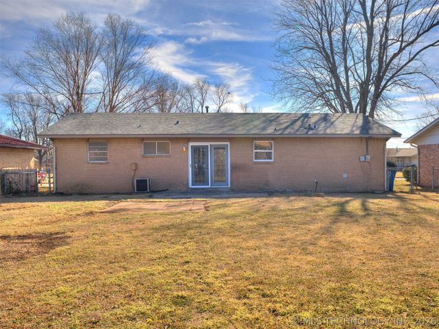 16519 E 2nd Street, Tulsa, OK 74108