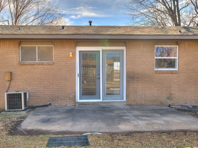 16519 E 2nd Street, Tulsa, OK 74108