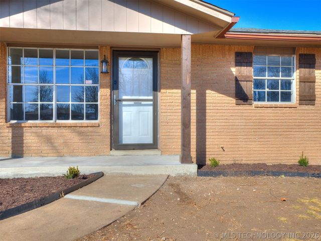 16519 E 2nd Street, Tulsa, OK 74108