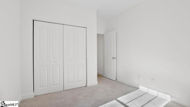 541 Woodcot Drive, Woodruff, SC 29388