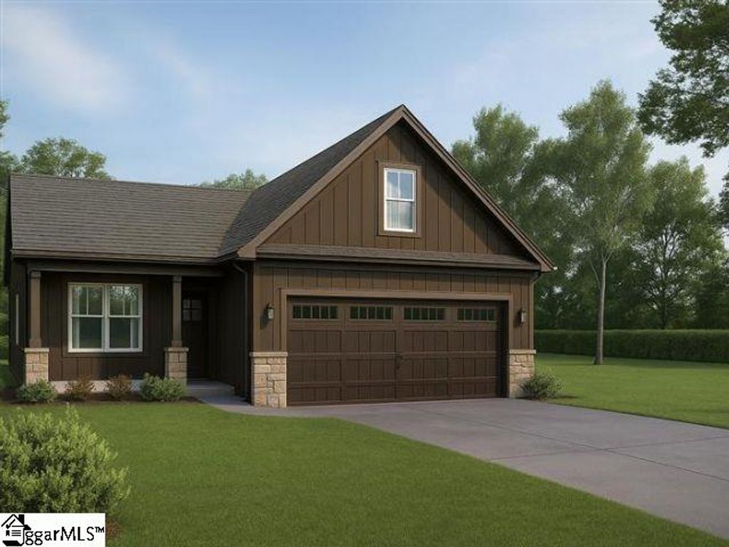 541 Woodcot Drive, Woodruff, SC 29388