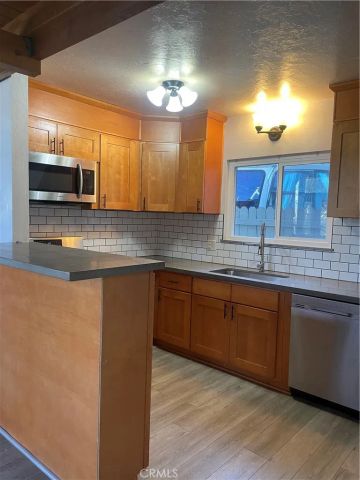 29392 Lake View, Cedar Glen, CA 92321
