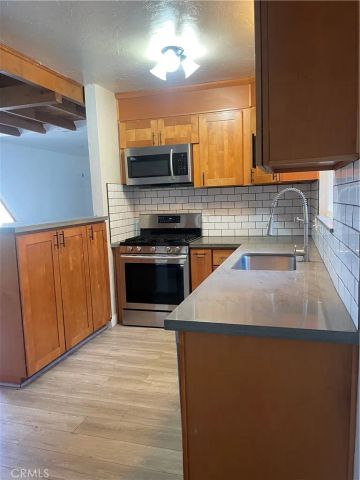 29392 Lake View, Cedar Glen, CA 92321