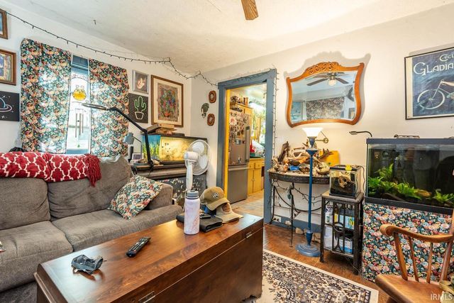 621 W 12th Street, Bloomington, IN 47404