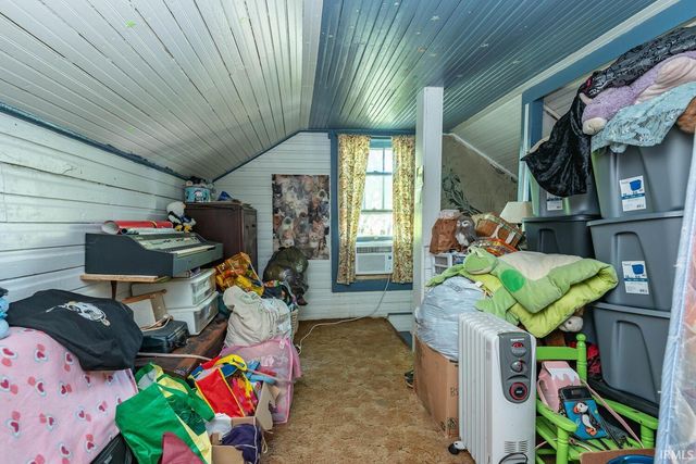 621 W 12th Street, Bloomington, IN 47404