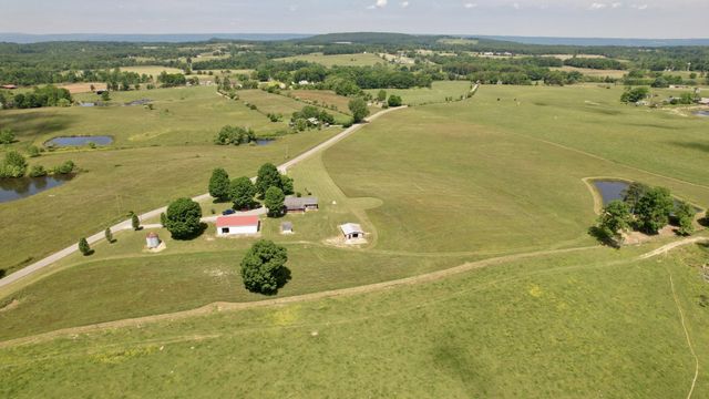 4431 Riggs Road, Pikeville, TN 37367