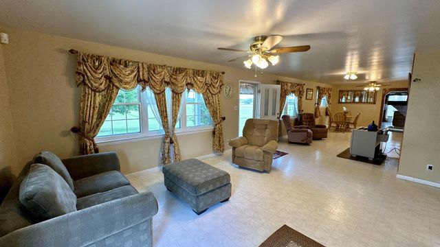 4431 Riggs Road, Pikeville, TN 37367