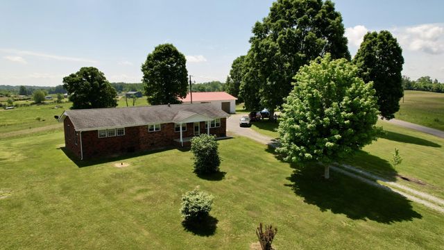4431 Riggs Road, Pikeville, TN 37367
