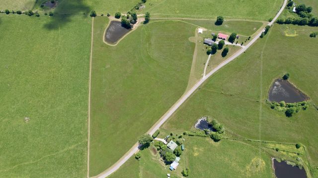 4431 Riggs Road, Pikeville, TN 37367