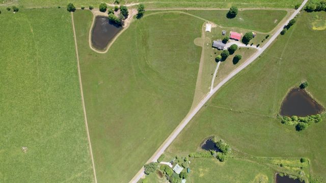 4431 Riggs Road, Pikeville, TN 37367