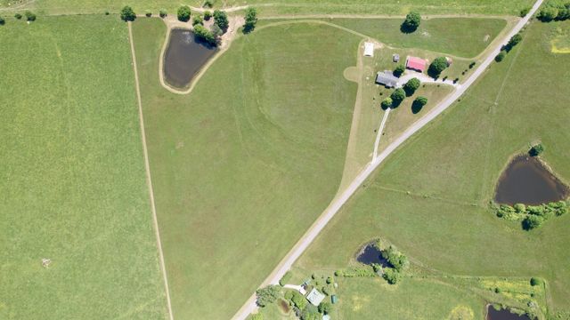 4431 Riggs Road, Pikeville, TN 37367