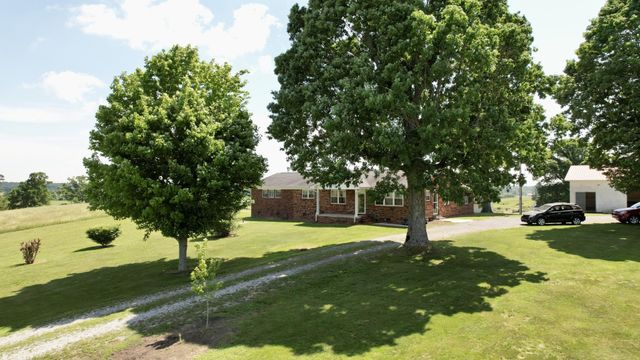 4431 Riggs Road, Pikeville, TN 37367