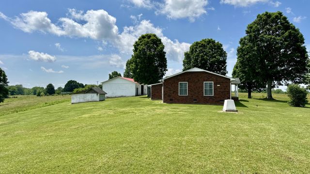 4431 Riggs Road, Pikeville, TN 37367
