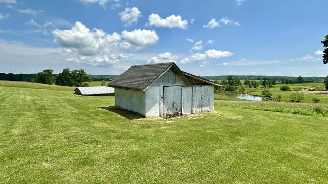 4431 Riggs Road, Pikeville, TN 37367