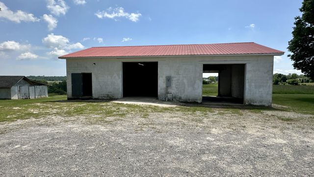 4431 Riggs Road, Pikeville, TN 37367