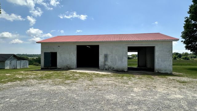 4431 Riggs Road, Pikeville, TN 37367