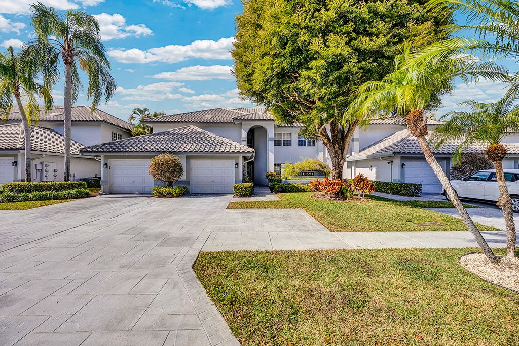 11571 Briarwood Circle 1, Boynton Beach, FL 33437