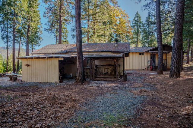 15747 Frenchtown Rd, Brownsville, CA 95919