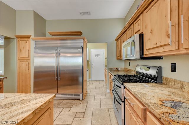 2533 Banora Point Drive, Las Vegas, NV 89134