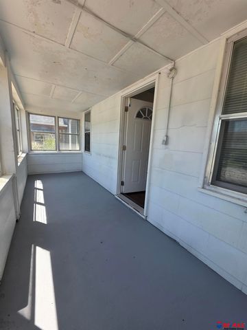 2706 S 13 Street, Omaha, NE 68108