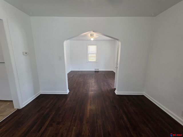 2706 S 13 Street, Omaha, NE 68108