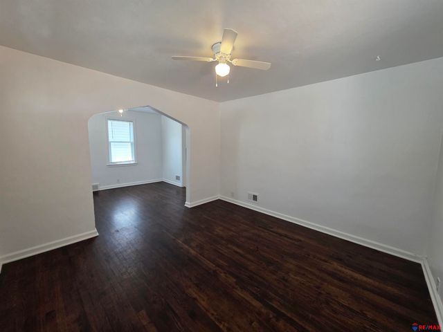 2706 S 13 Street, Omaha, NE 68108