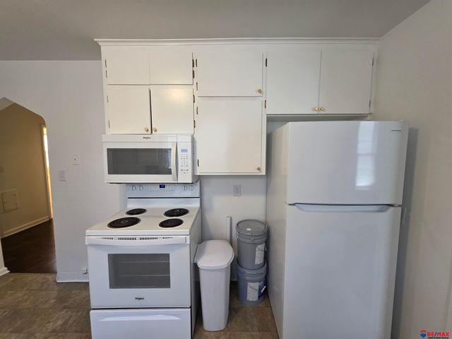 2706 S 13 Street, Omaha, NE 68108